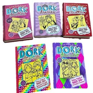 Dork Diaries 5 pc count book set for new readers book 1,6,8,11, and 12